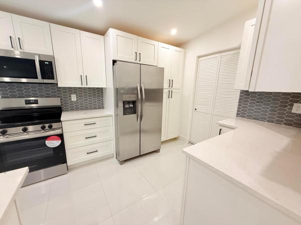 Palm Springs Village, 345 Pinehurst Rd, Palm Springs, Florida 33461, image 3