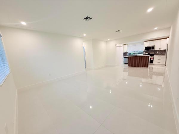 Palm Springs Village, 345 Pinehurst Rd, Palm Springs, Florida 33461, image 2