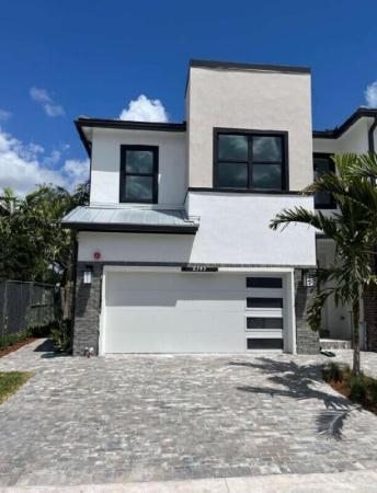 Emory Townhomes, 8345 NW 7th Pl, Plantation, Florida 33324, image 1