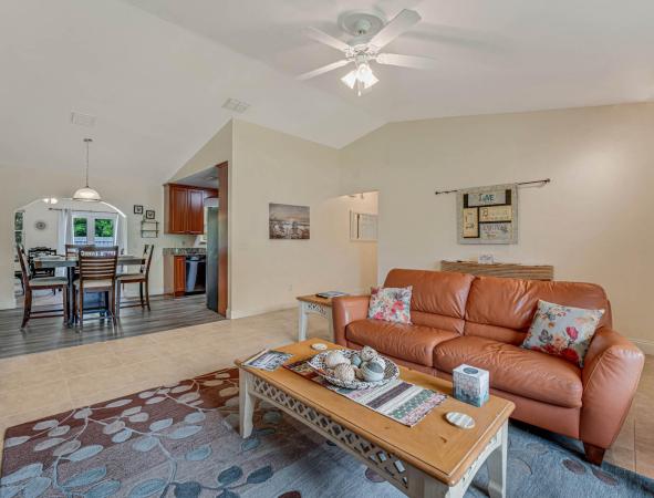 La Mancha, 427 Las Palmas St, Royal Palm Beach, Florida 33411, image 3