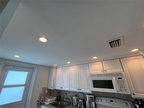 Tiara East, 333 NE 21st Ave #318, Deerfield Beach, Florida 33441, image 3