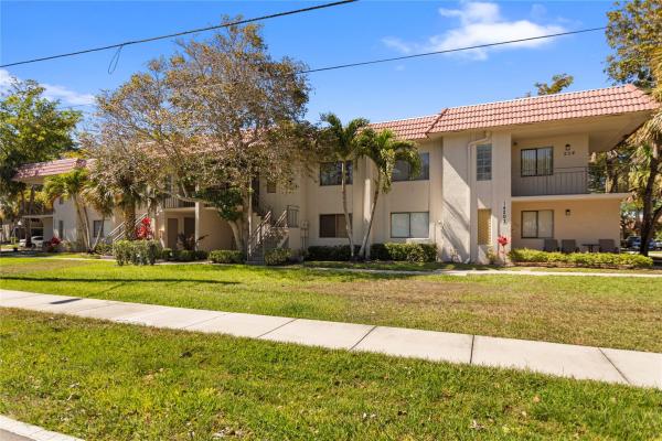 Saddle Club Garden, 16211 Saddle Club Rd #102, Weston, Florida 33326, image 1