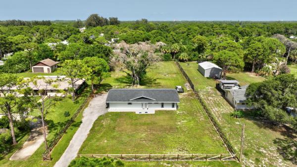 Indian River Estates, 5912 Pinetree Dr, Fort Pierce, Florida 34982, image 1