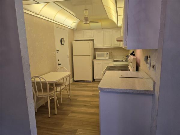 Deerfield Pines, 1428 SE 4th Ave #107, Deerfield Beach, Florida 33441, image 2