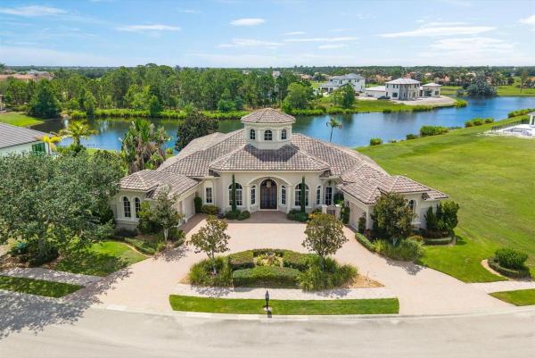 Tesoro Club, 211 SE Bella Strano, Port St. Lucie, Florida 34984, image 3