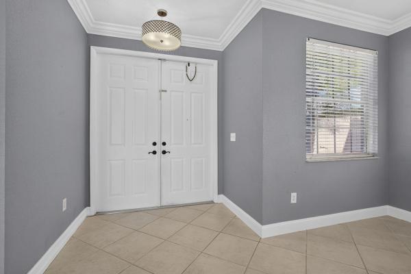 Wyndham, 1164 Oakwater Dr, Royal Palm Beach, Florida 33411, image 2