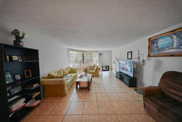 20860 San Simeon Way #109-6, Unincorporated Dade County, Florida 33179, image 1