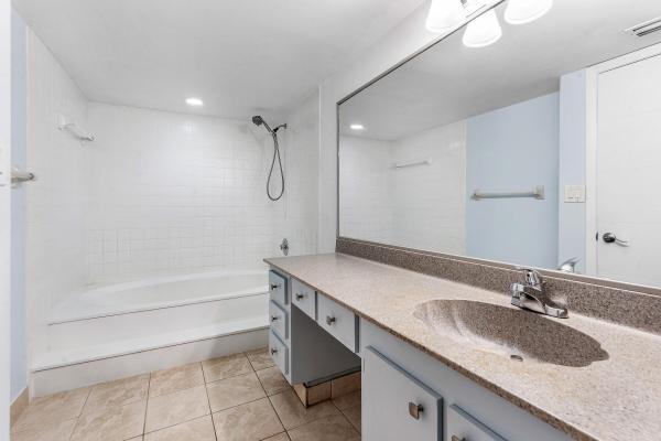 Lake Place, 612 Executive Center Dr #107, West Palm Beach, Florida 33401, image 3