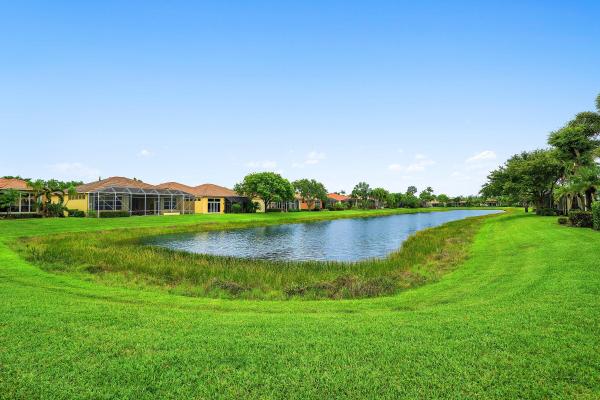 Buena Vida, 8769 Via Grande E, Wellington, Florida 33411, image 2