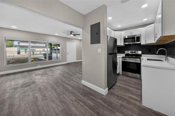South Middle River, 1541 NW 7th Ter, Fort Lauderdale, Florida 33311, image 2