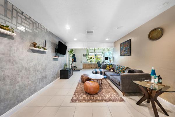 Hollywood Park, 2326 Harding St, Hollywood, Florida 33020, image 1