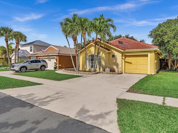 7559 Savannah Ln, Lake Worth, Florida 33463, image 3