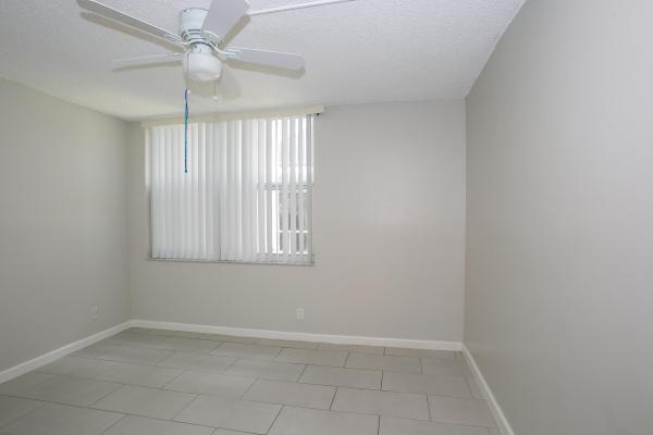 Live Oak Of Pine Island Ridge, 9441 Live Oak Pl #106, Davie, Florida 33324, image 2