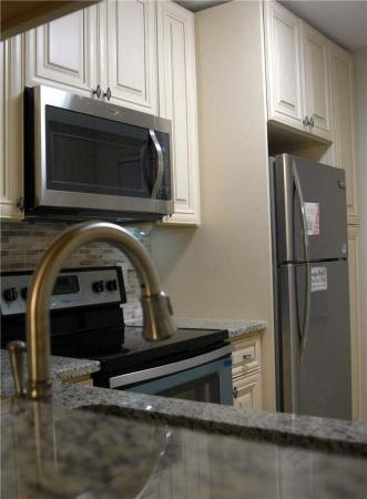 Golfside At Holiday Springs, 3071 Holiday Springs Blvd #101-8, Margate, Florida 33063, image 3