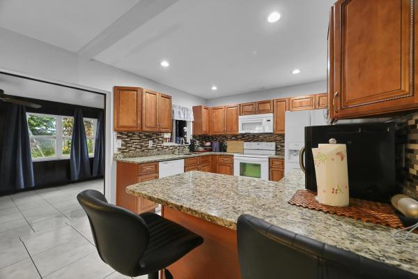 River Park, 179 SE Soneto Ct, Port St. Lucie, Florida 34983, image 2