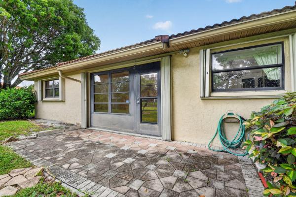 Bent Tree Villas West, 9930 Frangipani Tree Way #B, Boynton Beach, Florida 33436, image 2