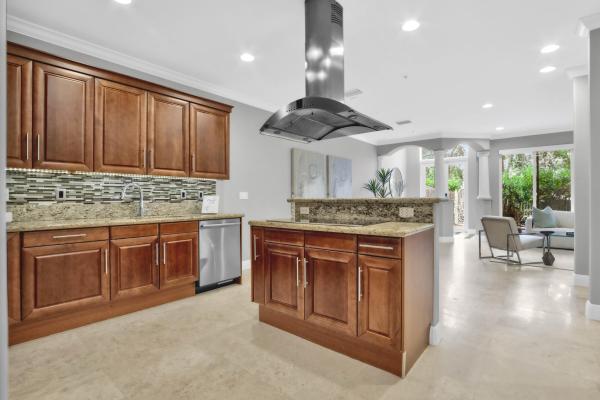 Grandeur, 1362 Bayview Dr, Fort Lauderdale, Florida 33304, image 1