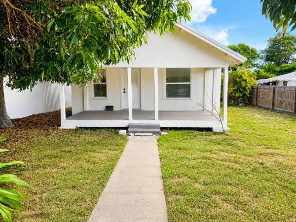 Seminole Heights, 719 Tuscaloosa St, West Palm Beach, Florida 33405, image 3
