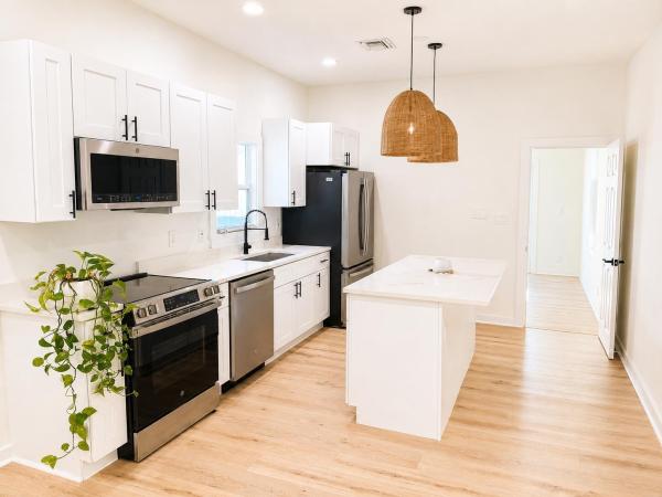 Seminole Heights, 719 Tuscaloosa St, West Palm Beach, Florida 33405, image 1