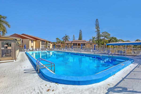 Pine Ridge 3, 337 Pine Ridge Cir #A-1, Greenacres, Florida 33463, image 2