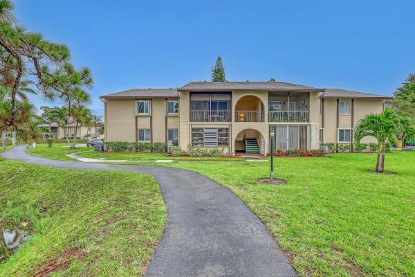 Pine Ridge 3, 337 Pine Ridge Cir #A-1, Greenacres, Florida 33463, image 3