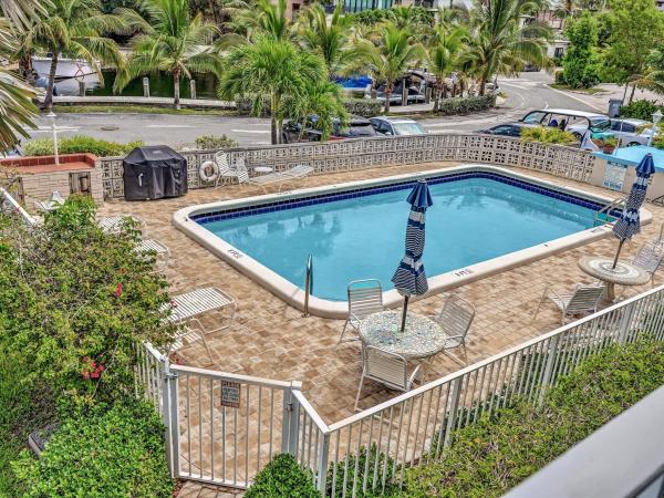 Rio Mar, 3232 Canal Dr #19, Pompano Beach, Florida 33062, image 2