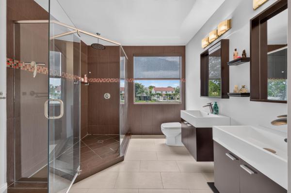 Somerset Lake, 229 E Bayridge Dr, Weston, Florida 33326, image 1