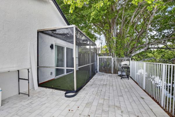 Bonaventure Lakes, 16709 SW 5th Ct, Weston, Florida 33326, image 1