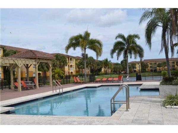 La Via, 9620 NW 2nd St #7201, Pembroke Pines, Florida 33024, image 2