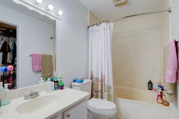 Berkeley Square, 5201 NE 14th Ter #3, Fort Lauderdale, Florida 33334, image 2