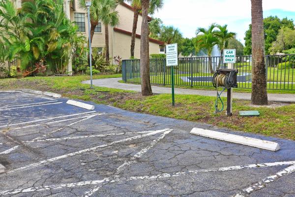 3277 Jog Park Dr, Greenacres, Florida 33467, image 3