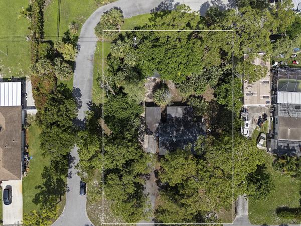Club Estates, 799 Ivory Ln, Haverhill, Florida 33415, image 1