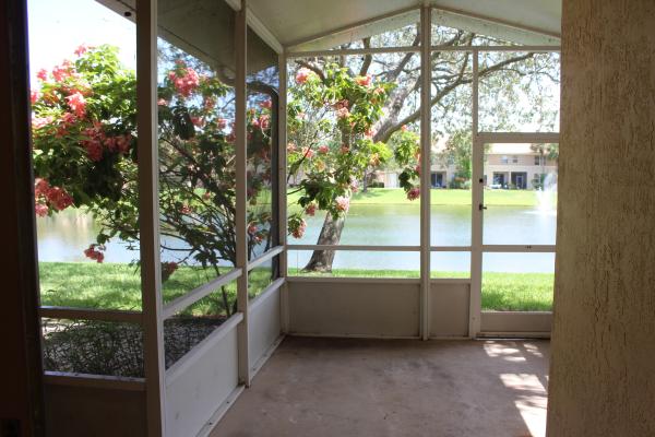 Seminole Lakes, 266 River Bluff Ln, Royal Palm Beach, Florida 33411, image 2