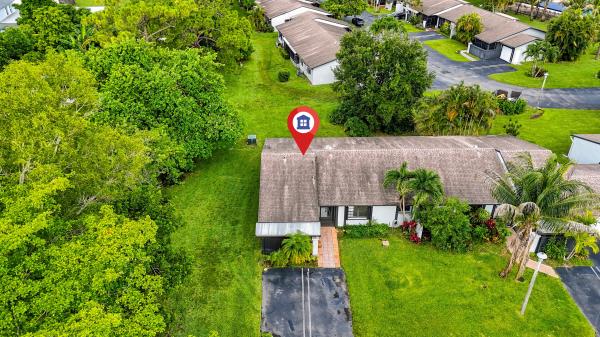 Indian Trail Villas, 10 Seneca Ct, Royal Palm Beach, Florida 33411, image 3