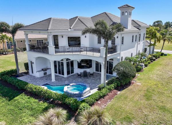 Tesoro Club, 166 SE Bella Strano, Port St. Lucie, Florida 34984, image 2