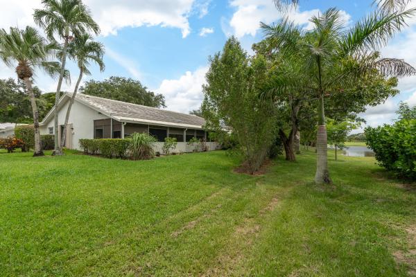 Cameo Woods, 5557 Cameo Dr N, Boca Raton, Florida 33433, image 3