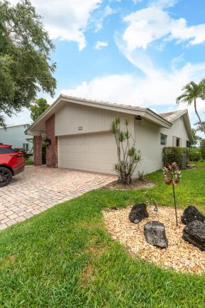 Cameo Woods, 5557 N Cameo Dr, Boca Raton, Florida 33433, image 3