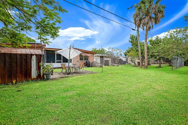 Palm Beach Colony, 764 Camellia Dr, Royal Palm Beach, Florida 33411, image 2