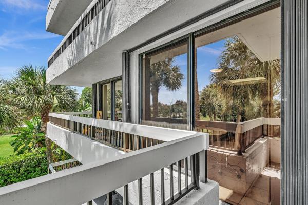 La Residence, 23200 Camino Del Mar #304, Boca Raton, Florida 33433, image 3