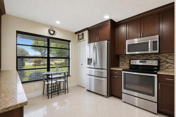 Summit Run, 1470 Summit Run Cir, West Palm Beach, Florida 33415, image 3