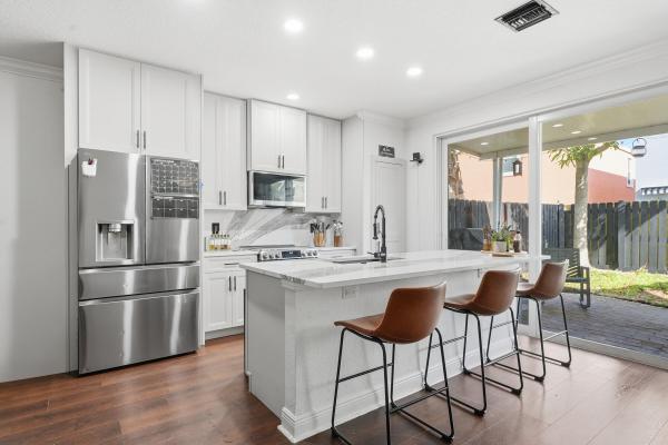 Southwind Springs, 3221 Johns Pl, Palm Springs, Florida 33461, image 2