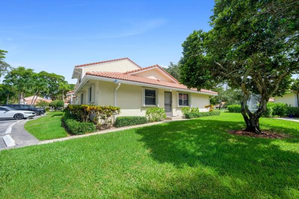 Boca Walk, 6371 Boca Cir, Boca Raton, Florida 33433, image 2