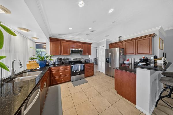4800 Eagle Dr, Fort Pierce, Florida 34951, image 3