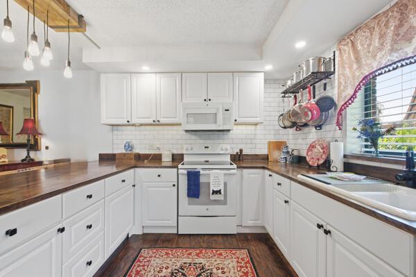 Hamlet, 1438 Park Shore Cir #3, Fort Myers, Florida 33901, image 2