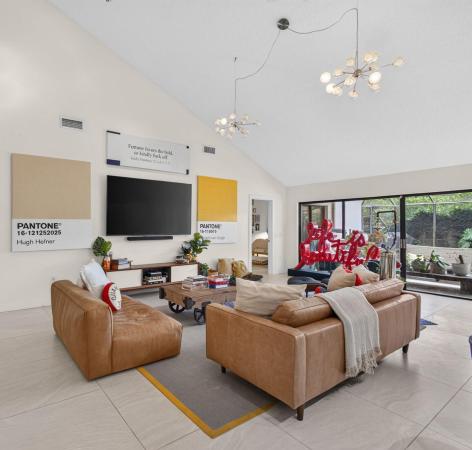 Villas Of Bear Lakes Estates North, 2613 Mohawk Cir, West Palm Beach, Florida 33409, image 2