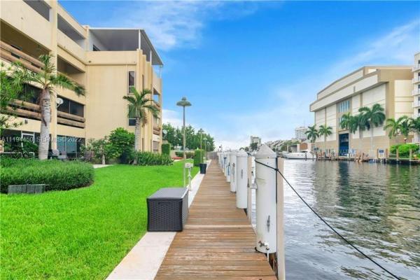 The Caravel, 1700 SE 15th St #309, Fort Lauderdale, Florida 33316, image 3
