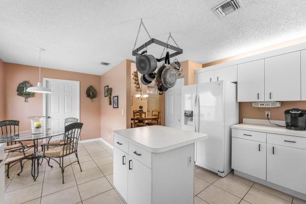 Lee's Crossing, 4824 S Lee Rd, Delray Beach, Florida 33445, image 3