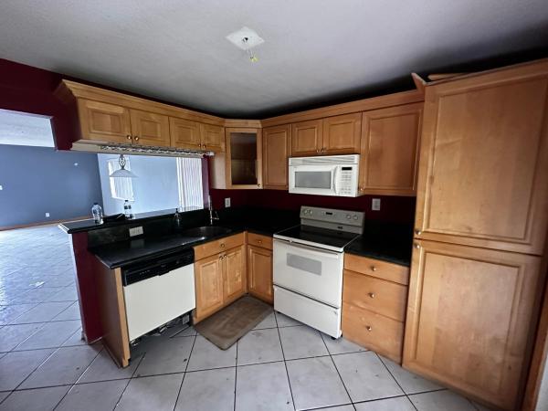 Gateland Village, 3777 NW 78th Ave #6A, Davie, Florida 33024, image 2