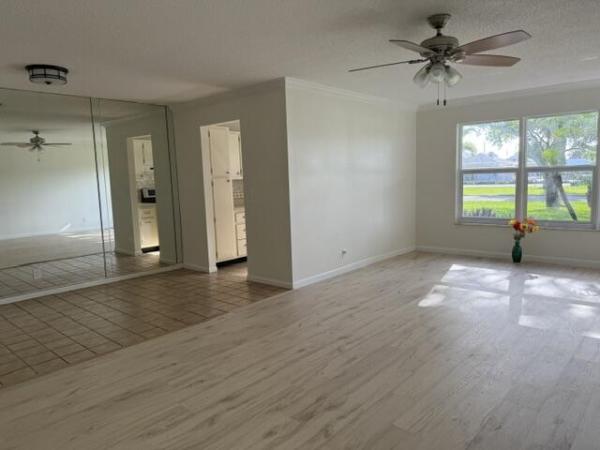 7293 W Oakridge Cir, Lake Worth, Florida 33462, image 1