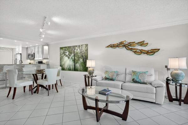 Palm-Aire Country Club 4, 2940 N Course Dr #903, Pompano Beach, Florida 33069, image 1